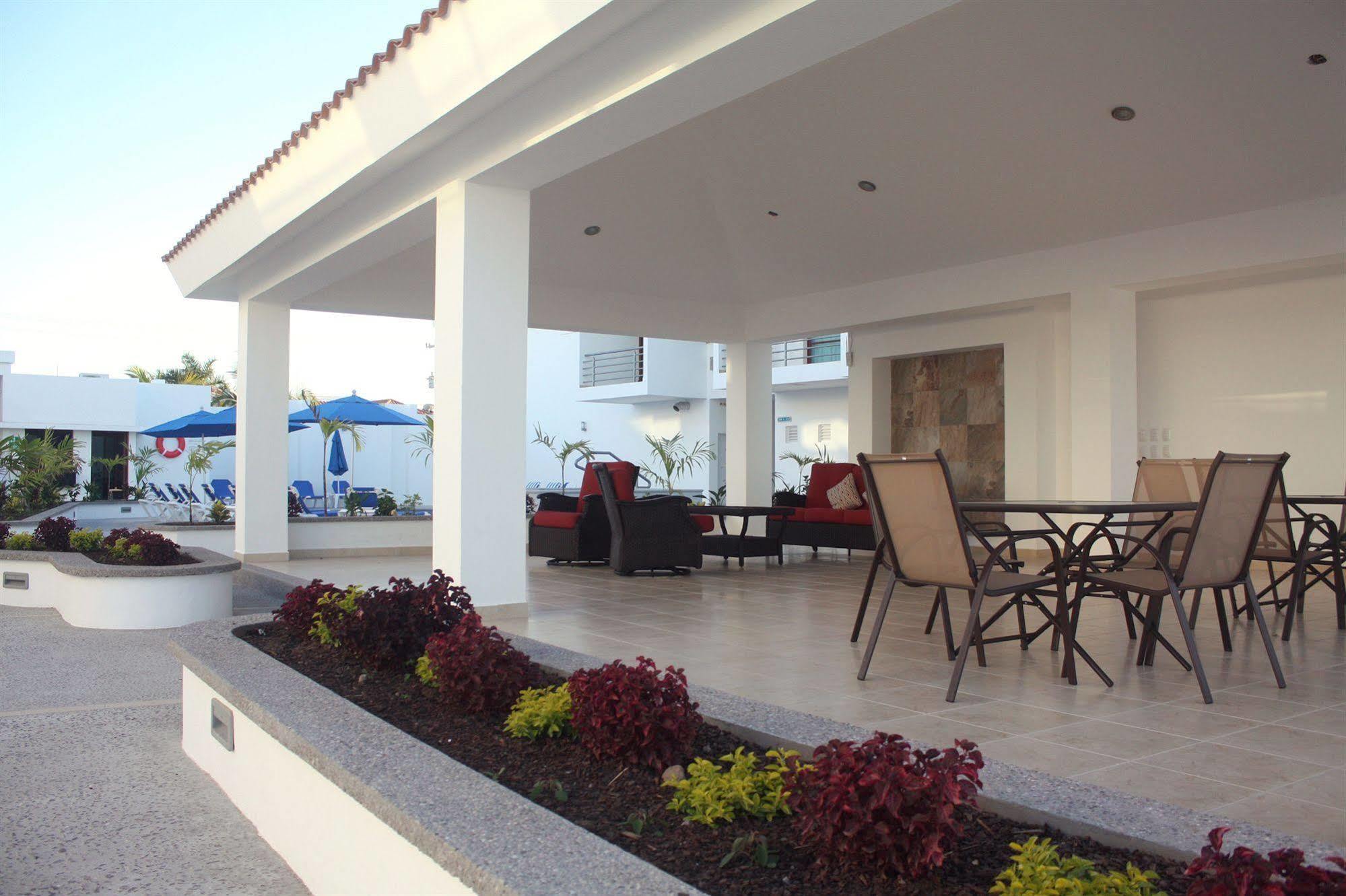 Marena Suites & Apartments Mazatlán Eksteriør billede